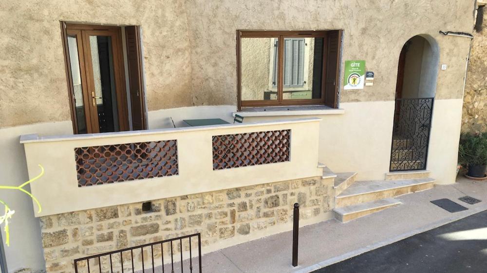Le Colostre T2 Saint-Martin-de-Brômes Εξωτερικό φωτογραφία